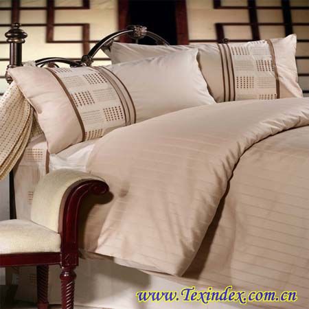 �P�Ҵ�������סŮ���_��