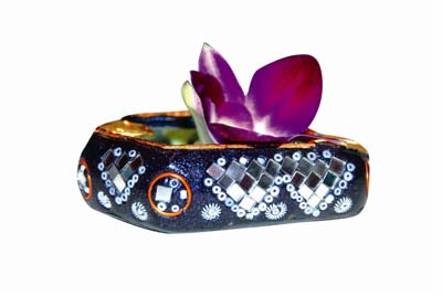 ���r�w򞮐���L(f��ng)��ļҾ��Ʒ