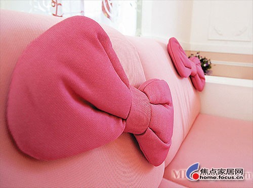 ���ɐ�(��i)��ɫHelloKitty�e��