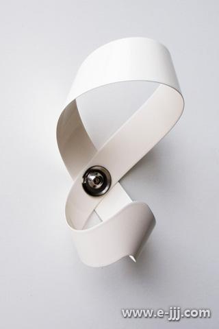 �L(f��ng)�ҚW�����¼܄�(chu��ng  )���OӋ