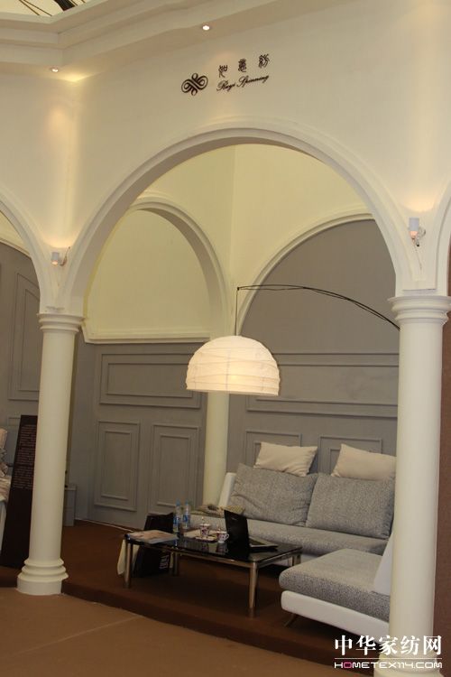 ����ѻ��߶˾`�żҼ�չ