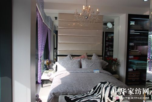 ʩ�Z�ĵ��_(k��i)�I(y��)�Aʾ�������Č��D��