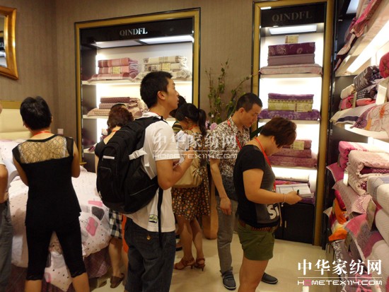 �鶨������Ʒӆ�ε����ж���