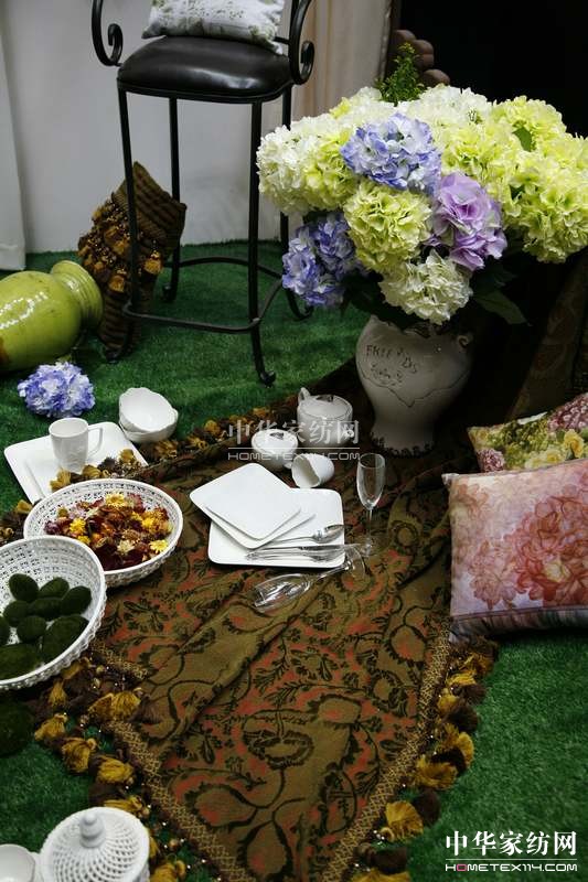 ���A֮��������Ȼ����¶