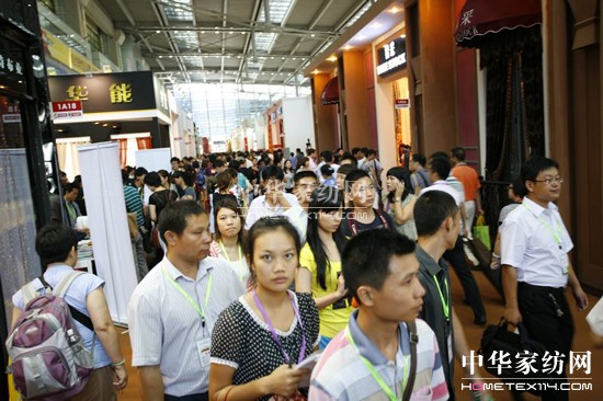 �o������չ����(j��ng)�Q���Մ