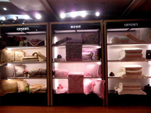 �鶨����ؔ�����(hu�� )¡���e��