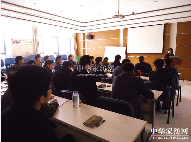 ���z�Ҽ�2012�������̕�(hu�� )�e��