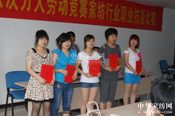 ���T(m��n)�е�ʮ�����f(w��n)�˄ڄ�(d��ng)��ِ