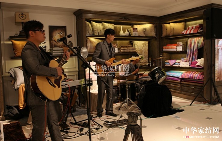 ����Ҽ��߶�VIP�ƕ�(hu�� )��������ӿ��(d��ng)