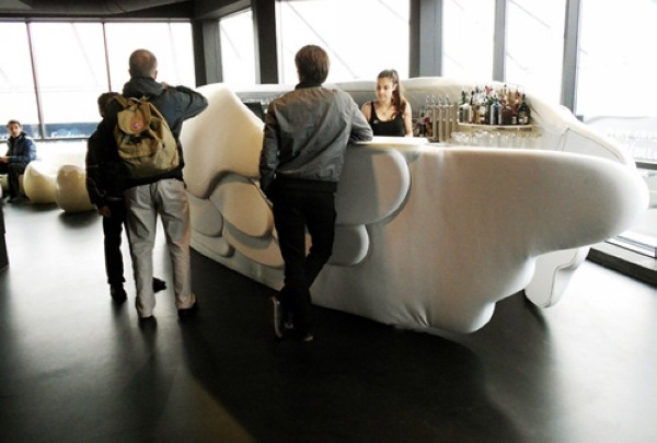 �����B(ni��o)�����η����������B(ni��o)���ư�