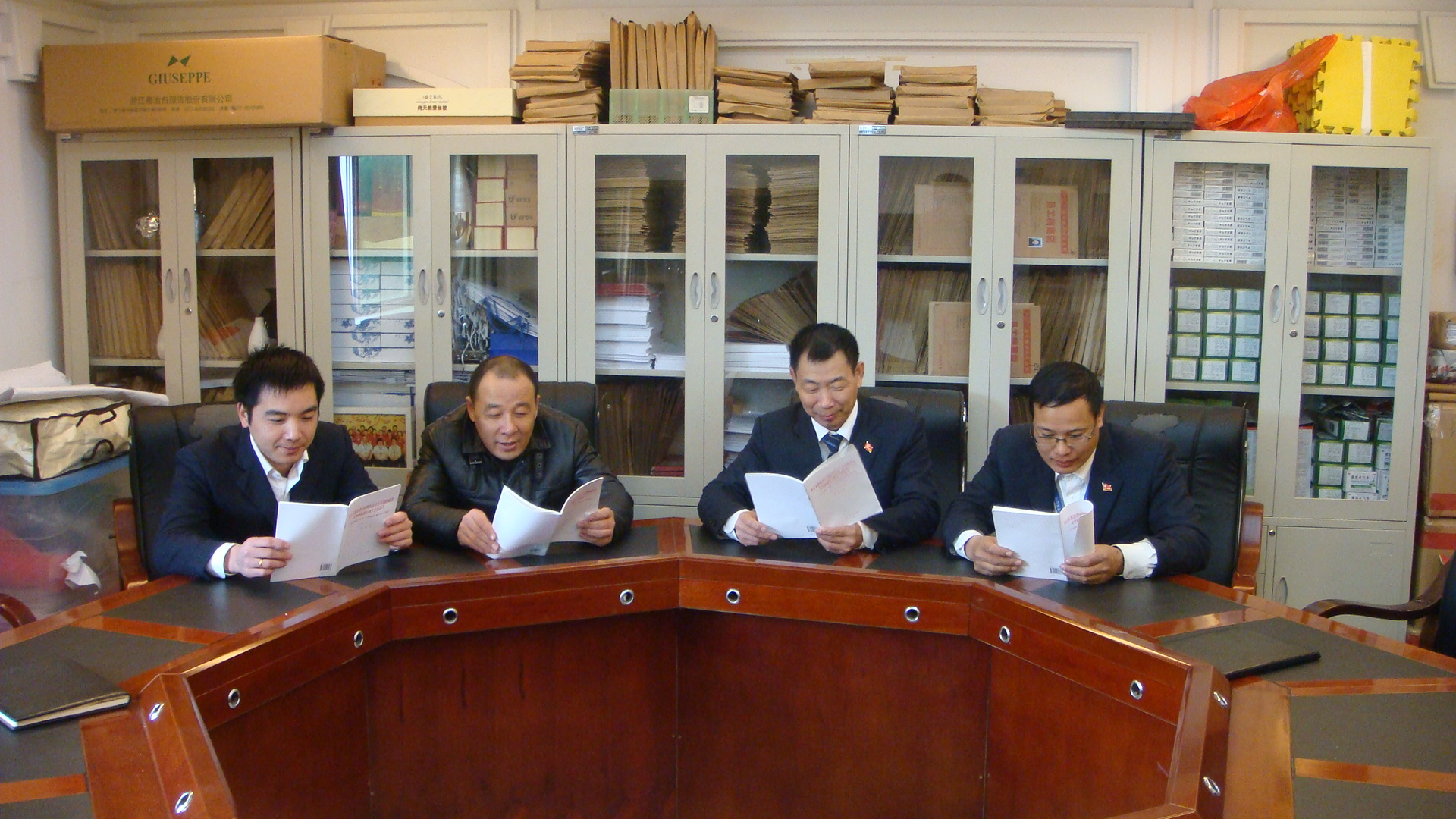 ʢ�������W(xu��)����ʮ�˴󡱈��ԭ�ğᳱ