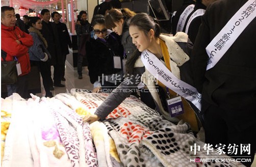 CCTV�W(w��ng)�j(lu�� )ģ�؅��^(gu��n)�Ҽ����b�a(ch��n)�I(y��)