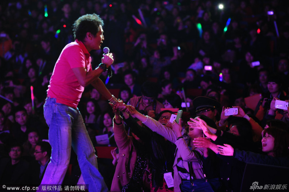 �Z�o����ϯ���(d��ng)�F���Ϸ�