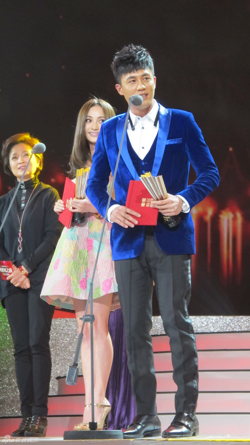 �Ŵ���R�KҦ��"��������"�پ���