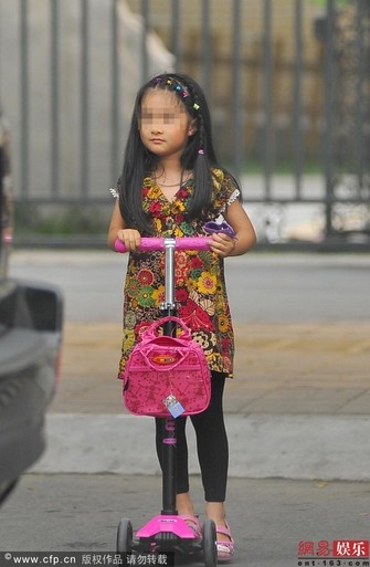 �����R���PŮ����(h��)���滬��܇(ch��)