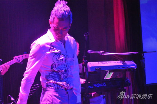 �����Ӱ18�d�c�� �����ܺ��ĵ��R