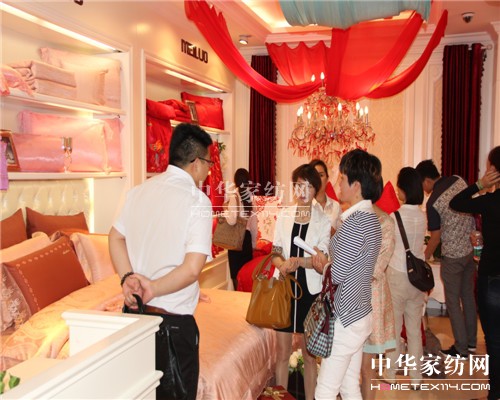 ���_�Ҽ�"ʢ��•����"�ﶬ���̕�(hu�� )�A�M(m��n)��Ļ