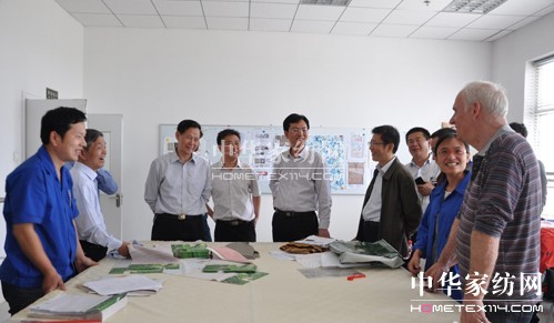 �м�(li��n)���Ї����B(t��i)�����дٕ�(hu�� )չ(li��n)���{��