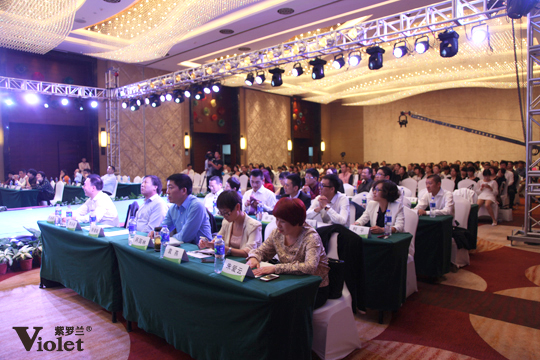 ���_�m�Ҽ�2015������Ʒӆ؛��(hu�� )�A�M(m��n)��Ļ