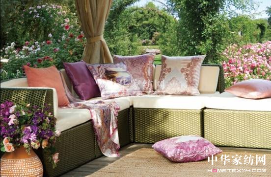 ���z�Ҽ�����������ɫ��style��(l��i)ȡů