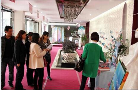 ���ˍu�Ҽ�2015������Ʒ�b�p��(hu�� )�߽�(j��ng)�N(xi��o)����Մ��(hu�� )�A�M(m��n)�Y����