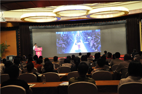 ���\�C�|�����|�����C�Ҽ�2015�ﶬ��Ʒ�l(f��)����(hu�� )���_(k��i)