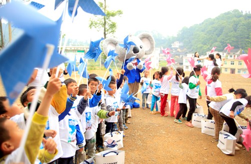 ��(m��ng)������һ�����W(xu��)�D��ɽ�W(xu��)ͯ����ʮ����m�Ƅ�(d��ng)�����I(y��)