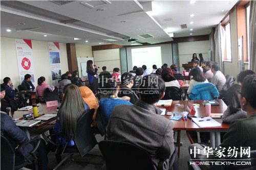 �ûʼ��F�e��4D��(chu��ng  )����չ��Ӗ