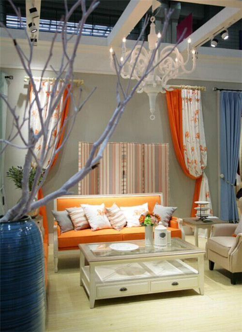 ���ڼҼ���ˇ�߼Ҿ��b�չ���L(f��ng)�в�ˇ���]