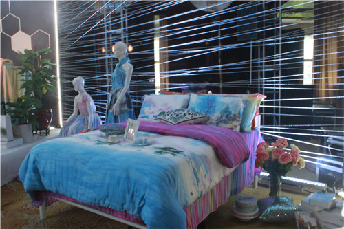 ��ʼҼ��D������?m��ng)߾Gɫ�Ҽ��������®a(ch��n)Ʒ���l(f��)����(hu�� )�A�M(m��n)���_(k��i)