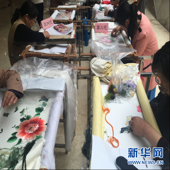 2016�Bʯ����H�Ҽ�ُ���λ��(d��ng)¡�؆�Ļ