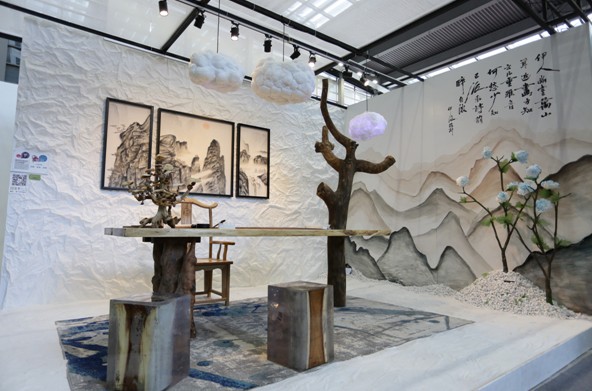 ���b��Ҿ��������A