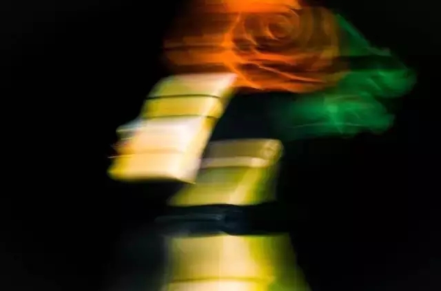 �r(sh��)���OӋ���R��FASHIONSHOWCASE���z����(hu�� )�ɞ麼�ݕr(sh��)��ƽ�_