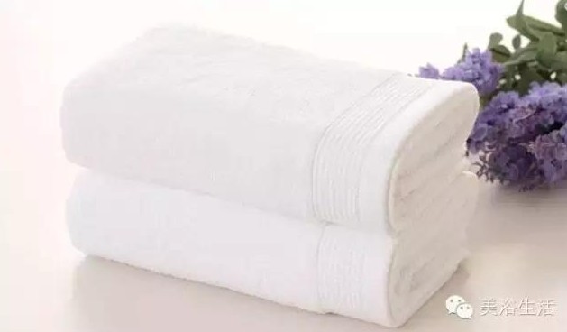 ��ԡ����Ƶ�Ĵ�����ë����ԡ���ʲô���ǰ�ɫ����