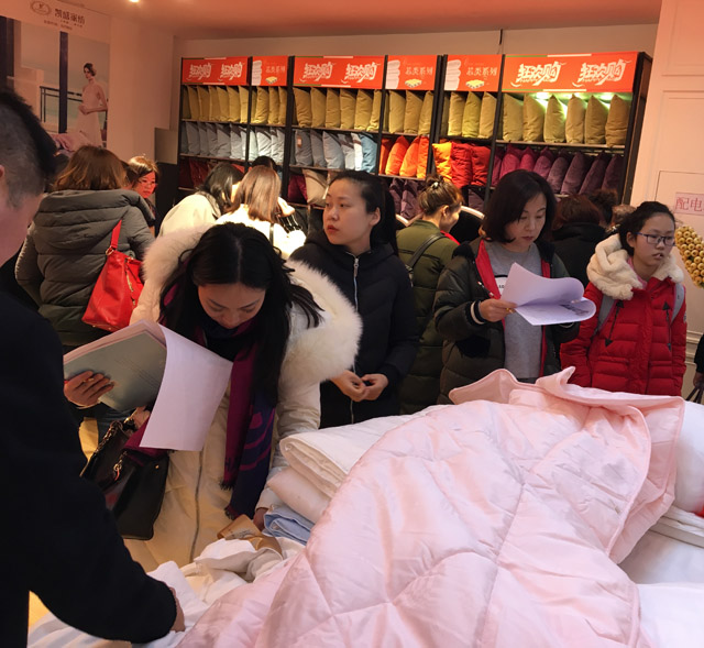 ������һ������δ��(l��i)������ӛ�Pʢ�Ҽ�2017���һ���ȴ�͑�(h��)��(hu�� )�h�A�M(m��n)��Ļ��