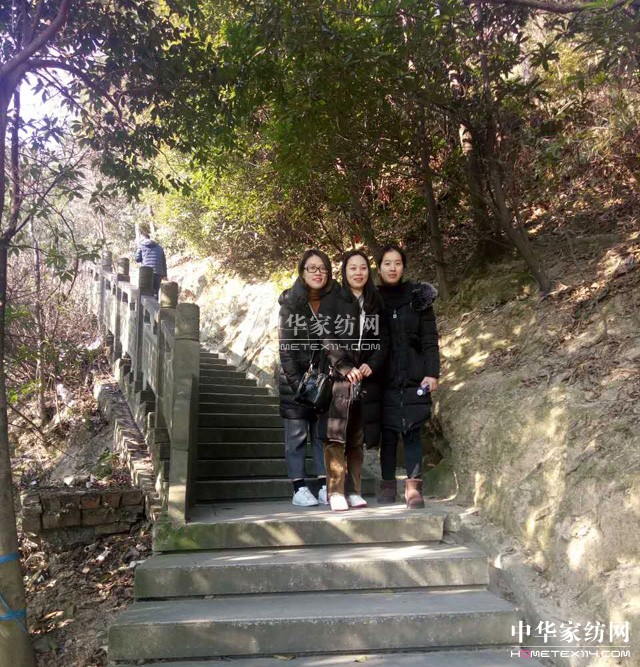 �Pʢ�Ҽ�2017������Ʒȫ��Ѳ����Ӗ��(hu�� )����һվ�ڽ�����ʽ���_(k��i)�Ļ��