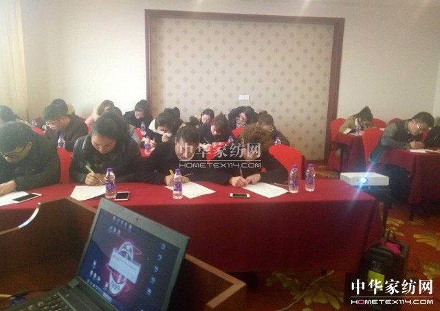 �Pʢ�Ҽ�2017������Ʒȫ��Ѳ����Ӗ��(hu�� )����һվ�ڽ�����ʽ���_(k��i)�Ļ��