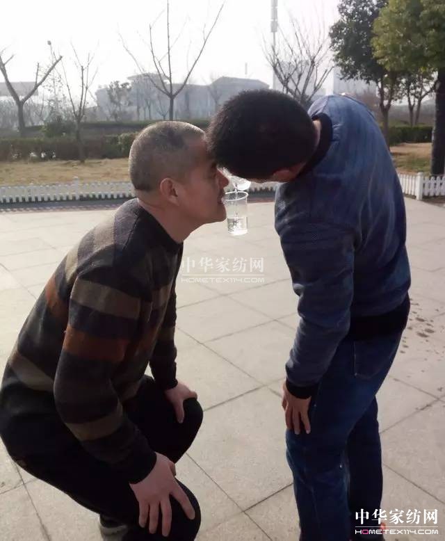 �Pʢ�Ҽ�����Ӣ���������f��Փ�������l(shu��)��Ӣ����