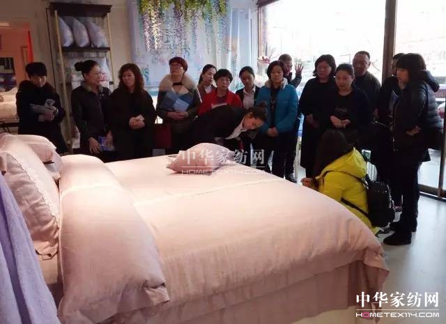 �Pʢ�Ҽ�����Ӣ���������f��Փ�������l(shu��)��Ӣ����