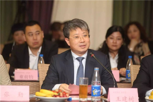 ͸�^(gu��)������(sh��)���������ֵ��������ݼҼ��Ј�(ch��ng)����