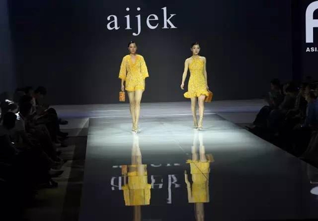 �����������˼�������ޕr(sh��)�������¸߶ȡ���2017���ޕr(sh��)��(li��n)�ϕ�(hu�� )�Ї����(hu�� )�ں������_(k��i)