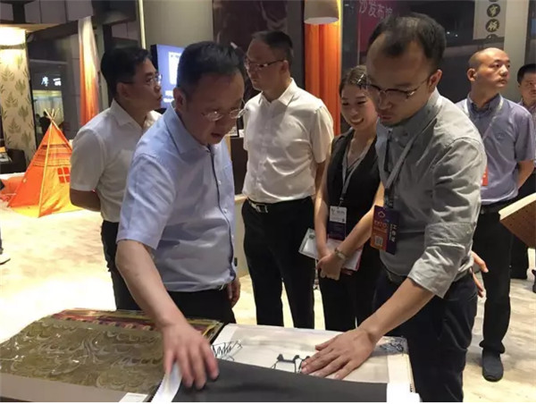 �����Ҳ���(hu�� )��20�d�L(f��ng)��ͬ�������٬F���L(f��ng)