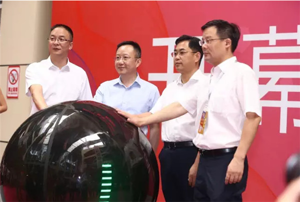 �����Ҳ���(hu�� )��20�d�L(f��ng)��ͬ�������٬F���L(f��ng)