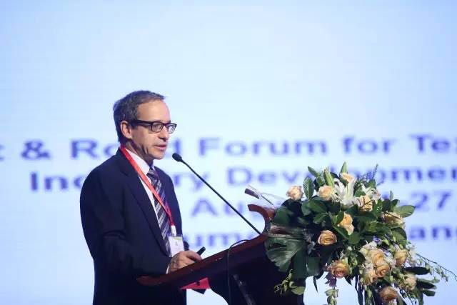 䁾̈́�(chu��ng  )�����Gɫ���ɳ��m�l(f��)չ���½z·��2017��һ��һ·���������b�a(ch��n)�I(y��)�l(f��)չՓ���ڞ���ľ�R���_(k��i)