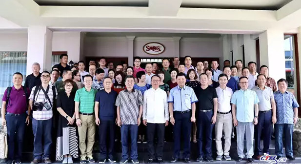 �O�����ʈF����ӡ�ᮔ����I(y��)��չ�����H�������A(y��ng)֮·