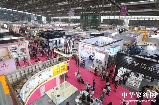 2017�＾���ڶYƷչ�A�M(m��n)��Ļ�x�����m�~�������