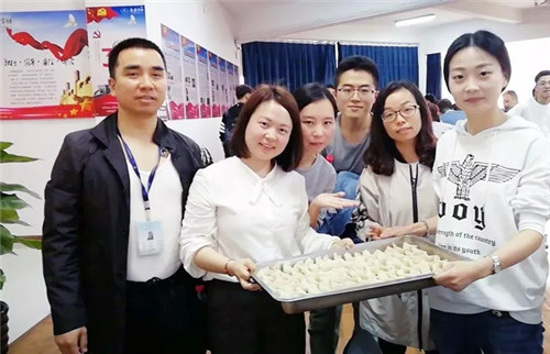 �Pʢ��(h��)��F�����(d��ng)�O���澳���ƵZͬ����