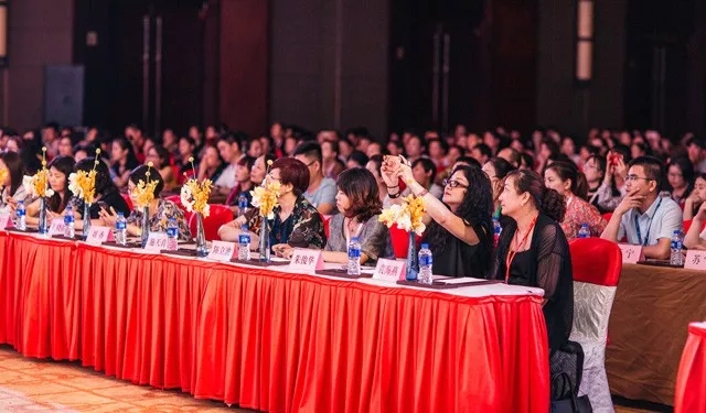 �����@��(ch��ng)��Ʒ�l(f��)����(hu�� )�������J�R�Pʢ��