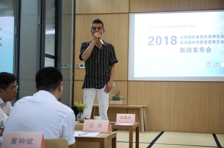 ����Ȼ���ؾ�����������һ��(ch��ng)���ӵİl(f��)����(hu�� )