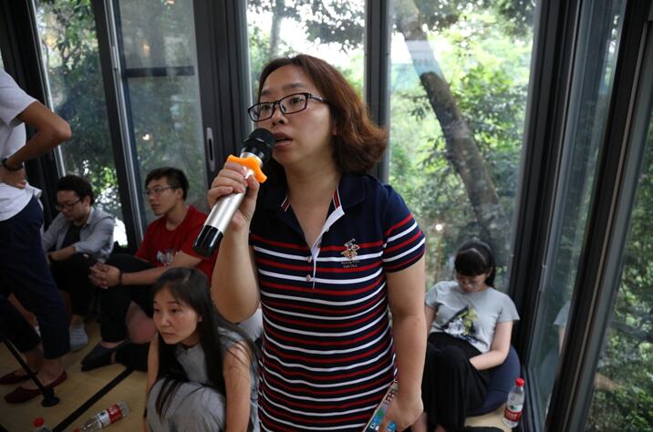 ����Ȼ���ؾ�����������һ��(ch��ng)���ӵİl(f��)����(hu�� )